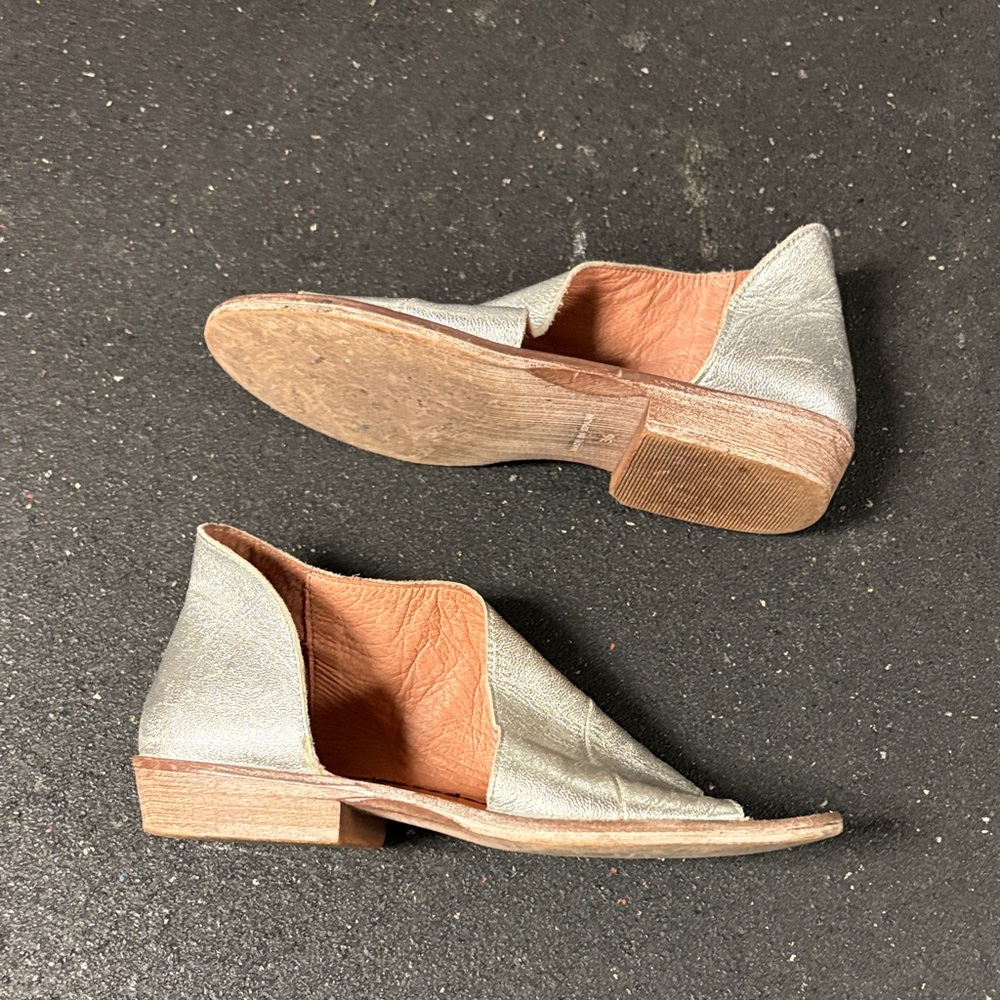 Free People Silver Open-Toe Sandals size Euro 36 - Picture 2 of 10